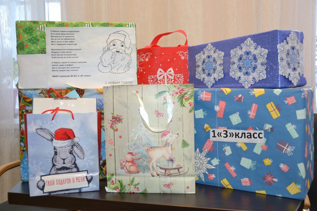 Новогодние подарки маленьким пациентам – итоги акции «Стань Дедом Морозом»